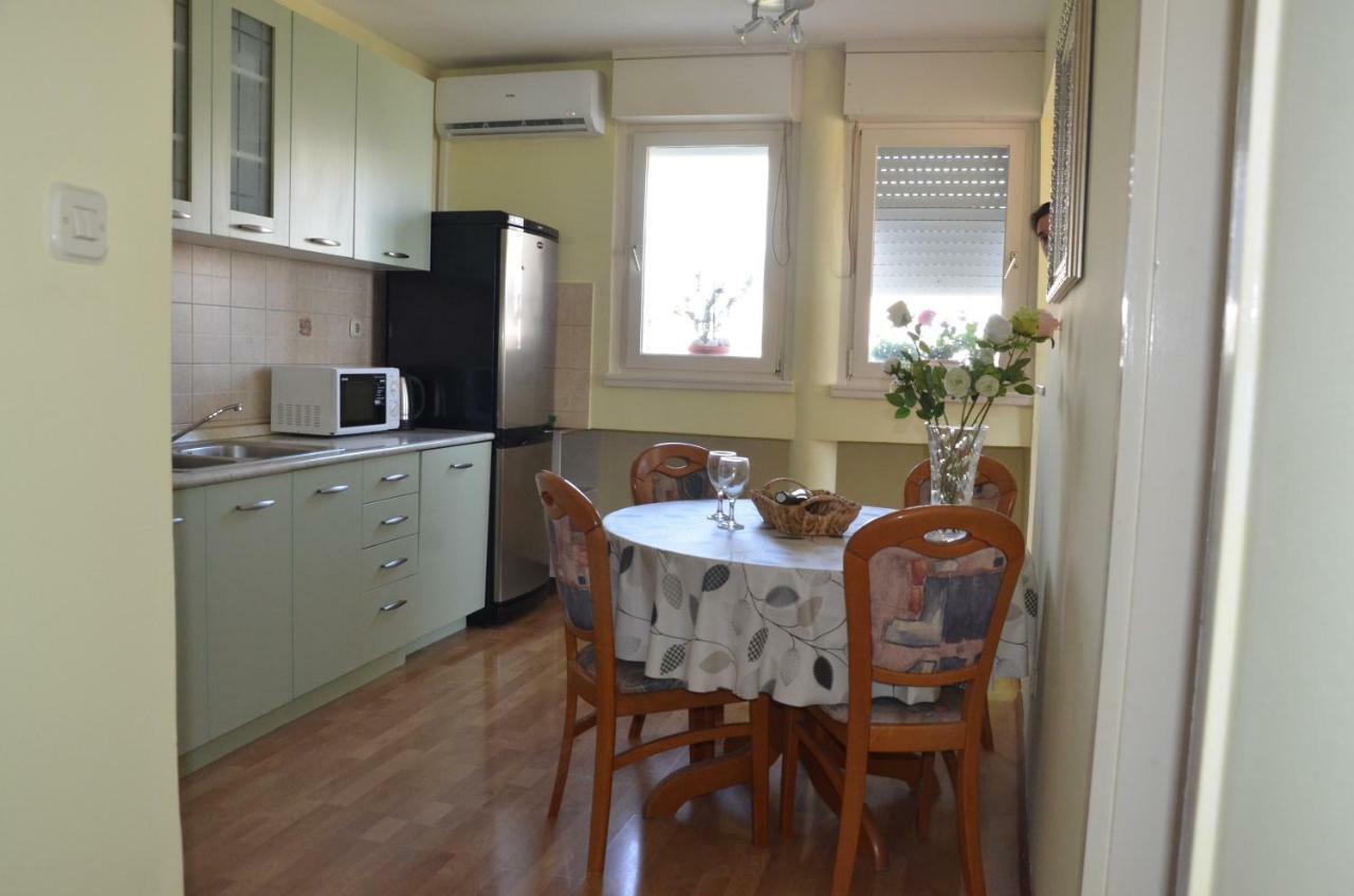 Beach Apartment Sweet Dora สปลิท ภายนอก รูปภาพ