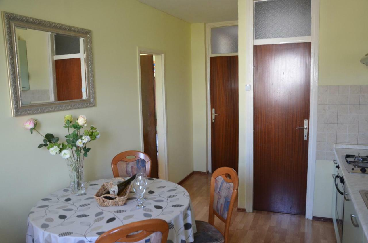 Beach Apartment Sweet Dora สปลิท ภายนอก รูปภาพ
